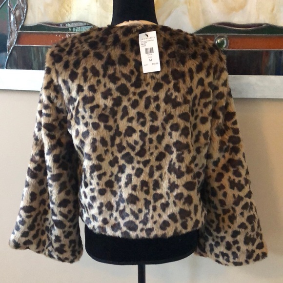 Zip up animal print for jacket  Medium - Picture 2 of 4